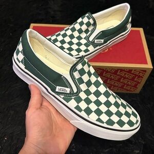 VANS off the wall checkerboard slip on shoes sneakers women’s 9 new in box